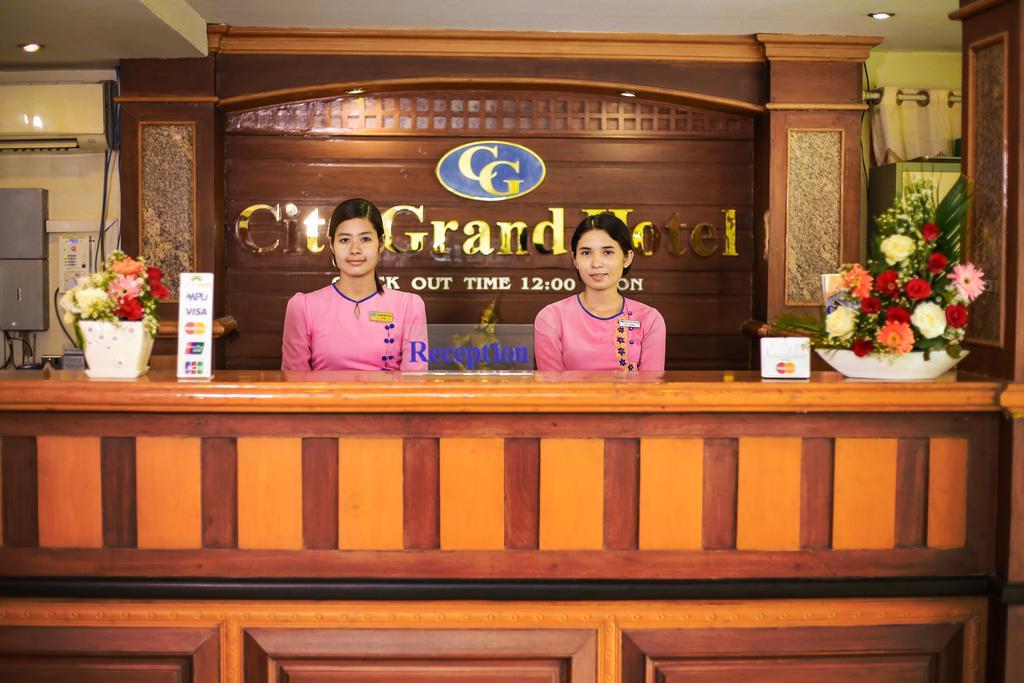City Grand Hotel Mandalaj Zewnętrze zdjęcie