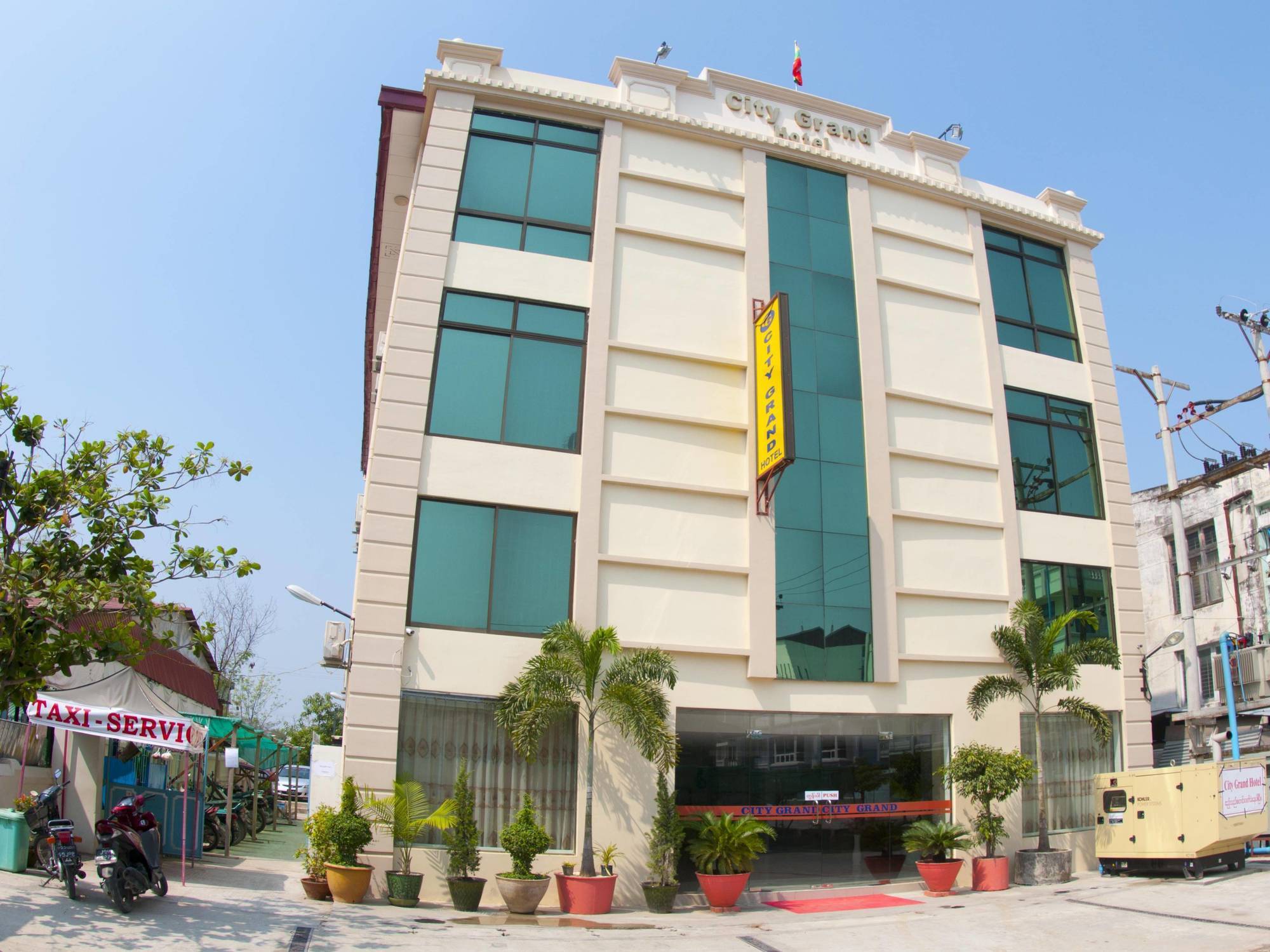 City Grand Hotel Mandalaj Zewnętrze zdjęcie